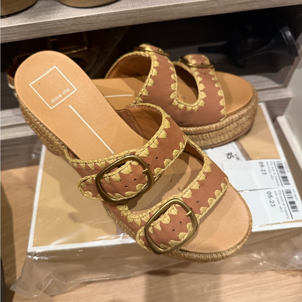 Dolce Vita Tan Espadrille Sandals with Zigzag Straps